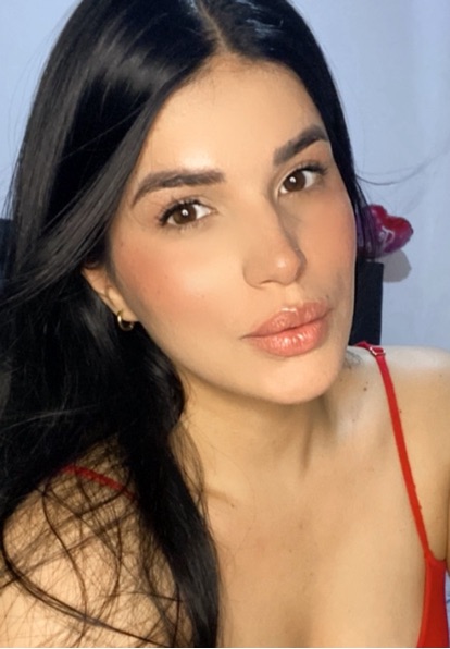 Samira from Venezuela, online now